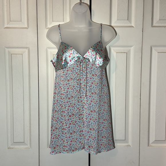 Victoria's Secret Vintage 1990s Y2K Blue Floral Open Front Satin Cami Top Medium - Picture 2 of 16